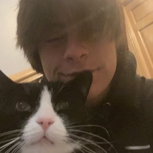 Meet your Posher, Carson